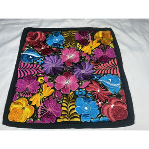 Embroidered Floral Decorative Needlework Zippered Pillow Cover Case 18”x 18” GUC